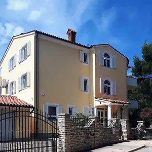 https://villa-marija-pula.pula-hotels.org